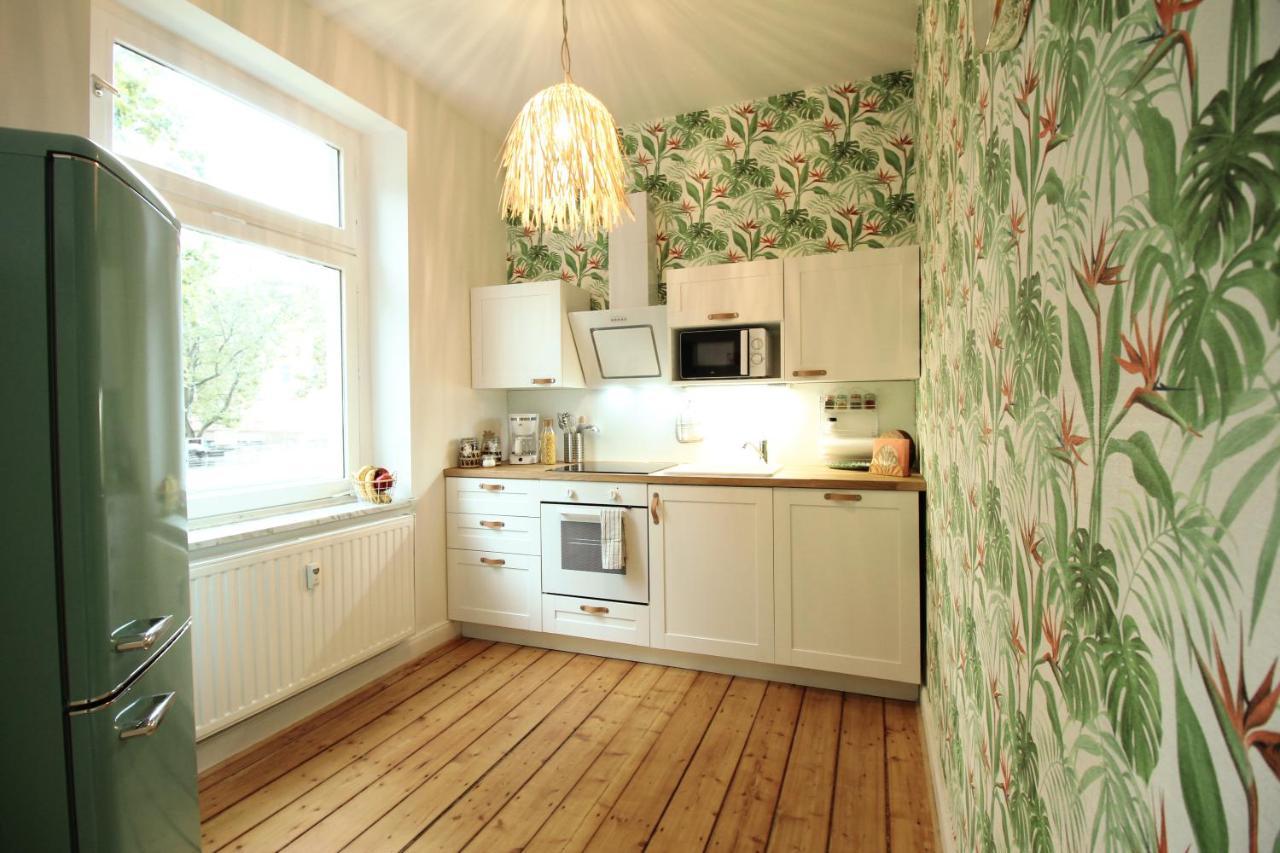 Secret Hideaways Tropical Feeling Mit 2 Schlafzimmer Nahe City L Messe L Flughafen L Hbf Duisburg Exterior foto